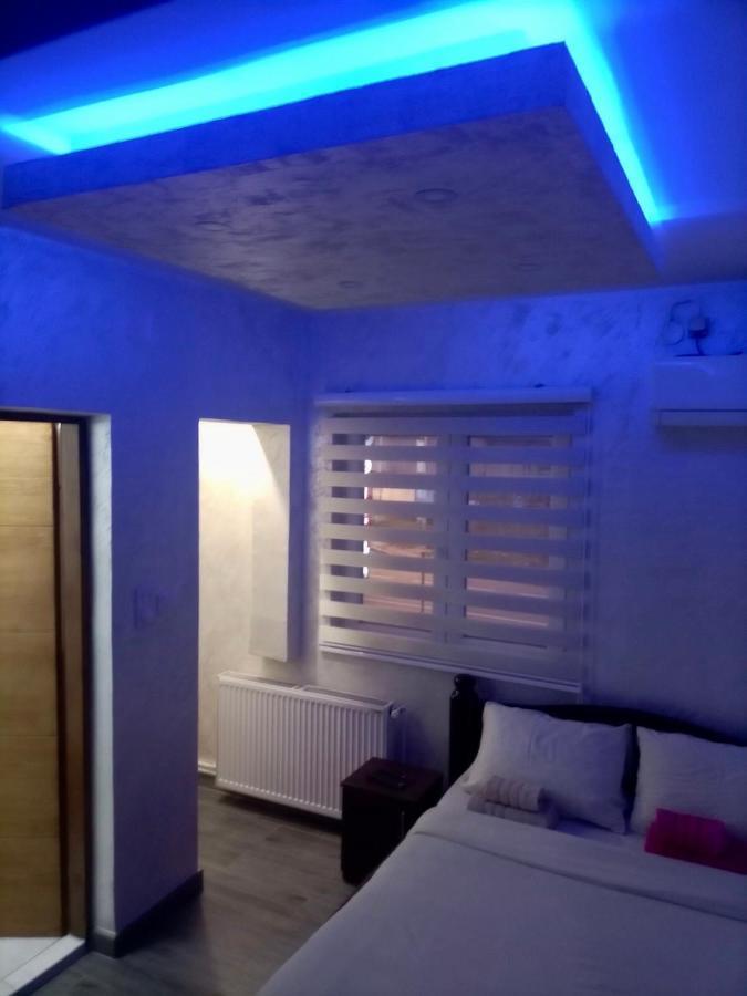 Hostel Grof Mrčajevci エクステリア 写真