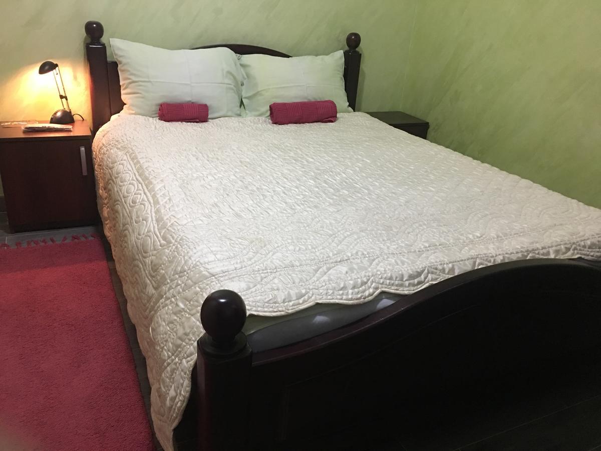 Hostel Grof Mrčajevci エクステリア 写真